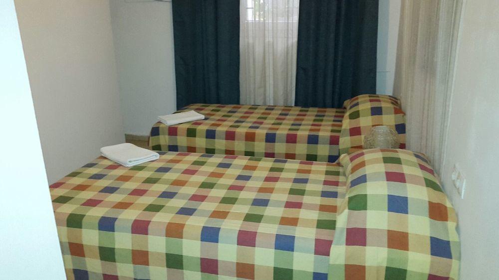 Hostal El Rincon De Carlota Севиля Екстериор снимка