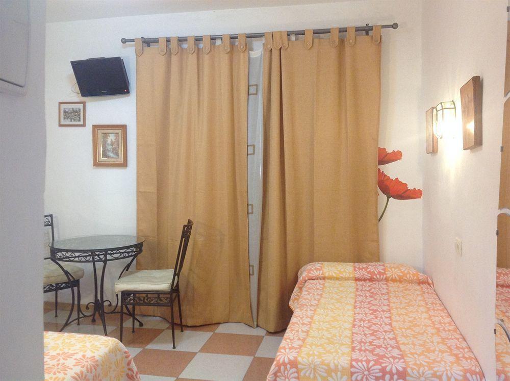 Hostal El Rincon De Carlota Севиля Екстериор снимка