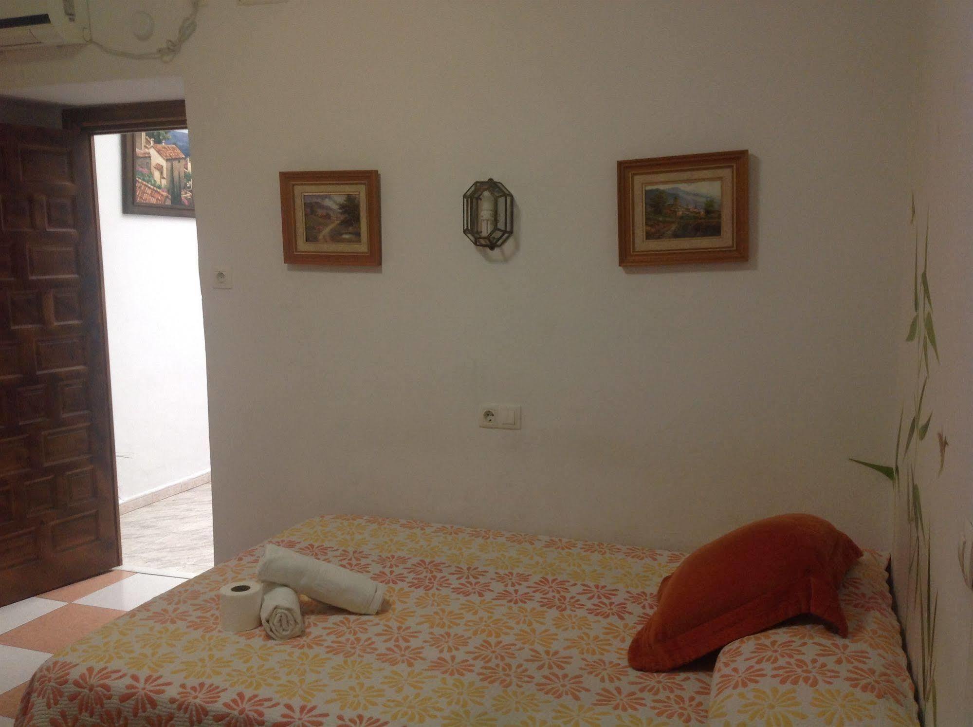 Hostal El Rincon De Carlota Севиля Екстериор снимка